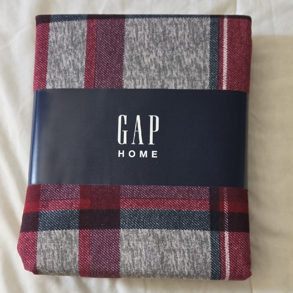 GAP Home Heathered Plaid Window Curtains Pair 48x84 Grey Berry Organic Cotton